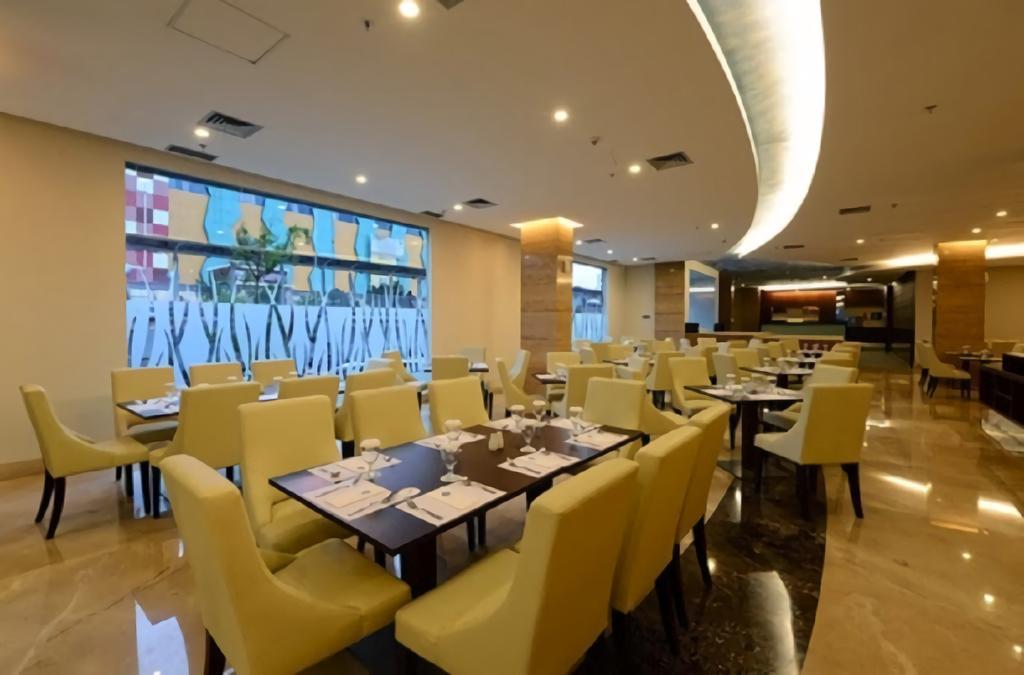 Hotel Falatehan Jakarta Exterior foto